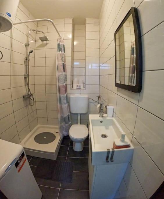 Studio Apartman Gajba In City Center Загреб Экстерьер фото