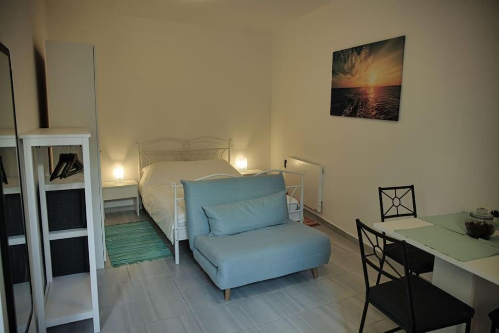Studio Apartman Gajba In City Center Загреб Экстерьер фото